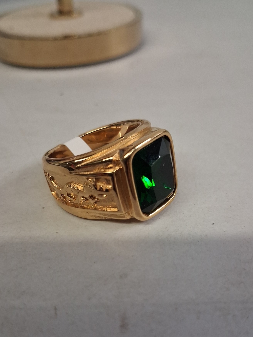 NWT Green Emerald Stone Dragon Gold Signet Ring